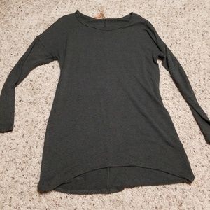 Long shirt for leggings